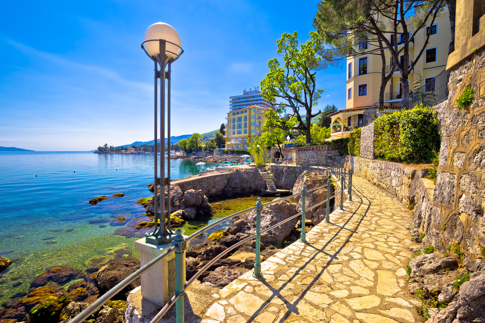 Lungomare promenada